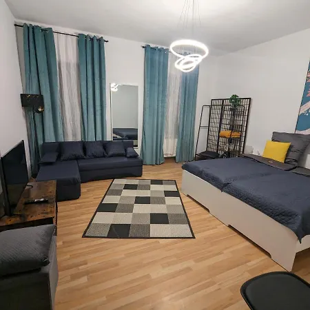 Schoenes 3 In Der Altstadt Von * Koblenz