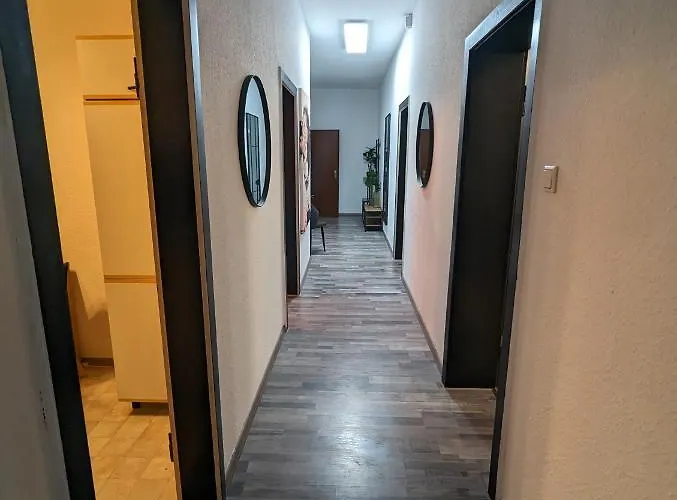 Schoenes 3 In Der Altstadt Von Koblenz