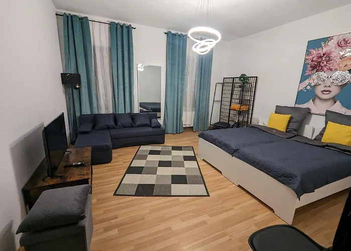 Schoenes 3 In Der Altstadt Von * Koblenz